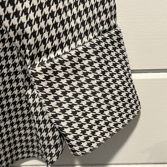 Top - Chico’s - Picture 6 of 11